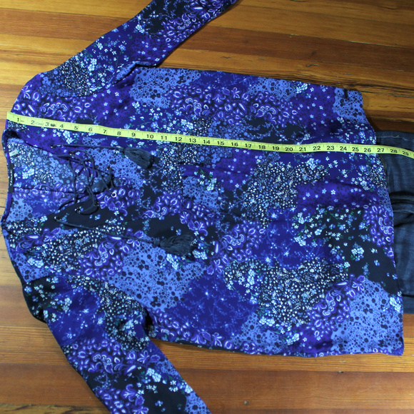 Tahari Floral Tie-Neck Indigo Peasant Blouse S/P - Picture 5 of 8